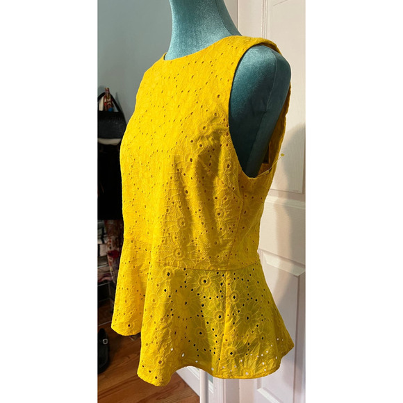 NWTO Michael Kors Yellow top - Picture 2 of 4